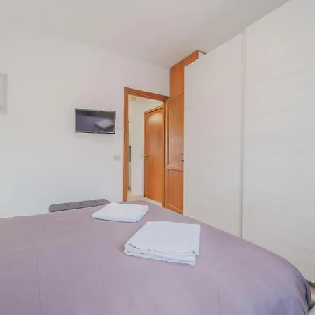Marina Vip Anna Apartment